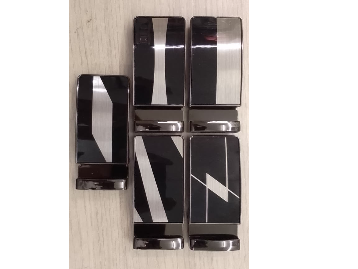 #9 Chapa Plateada Con Negro 3.5cm