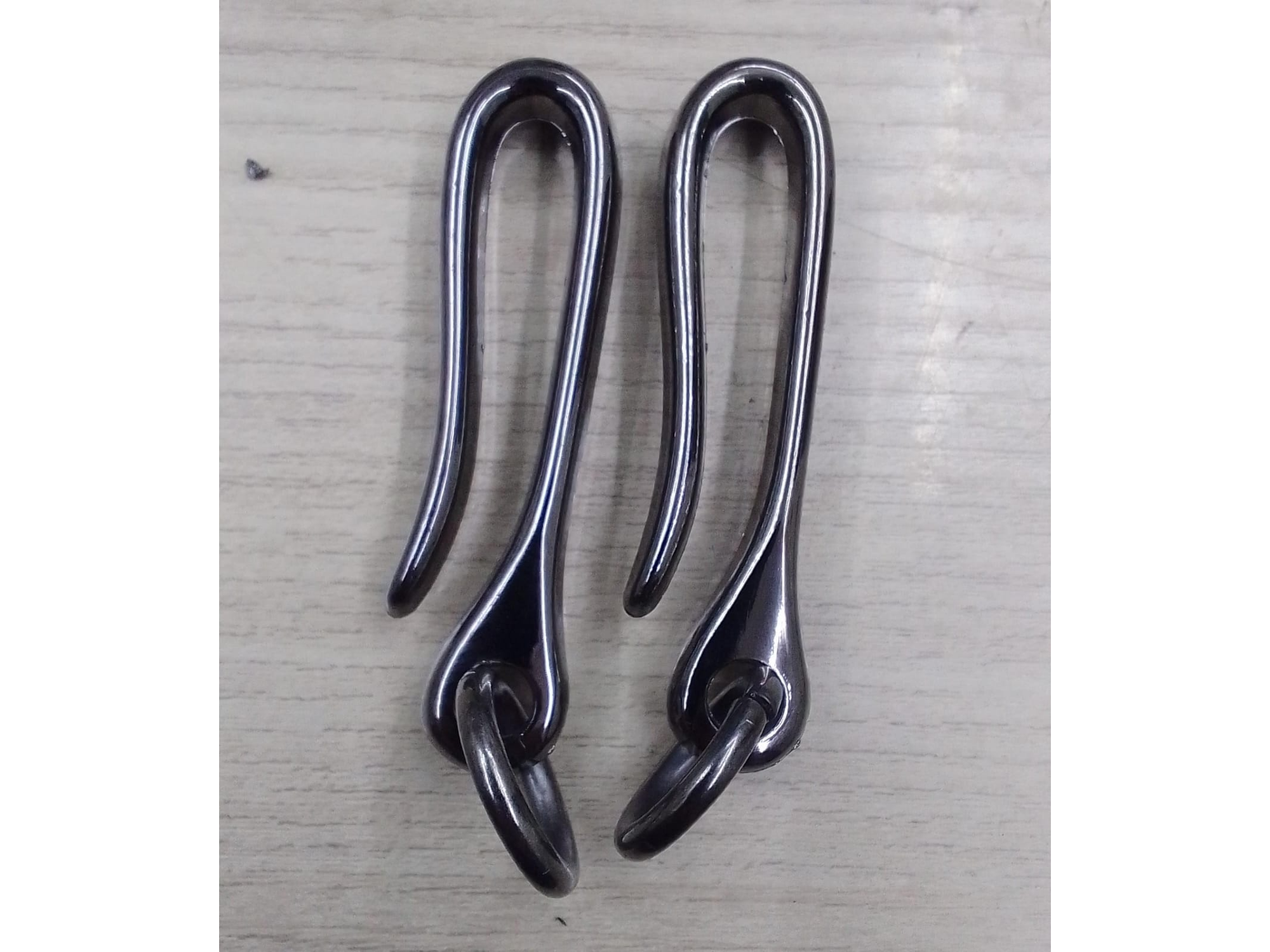 Anzuelo gancho para bolsos 6cm