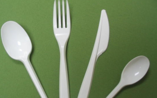 Cubiertos, removedor