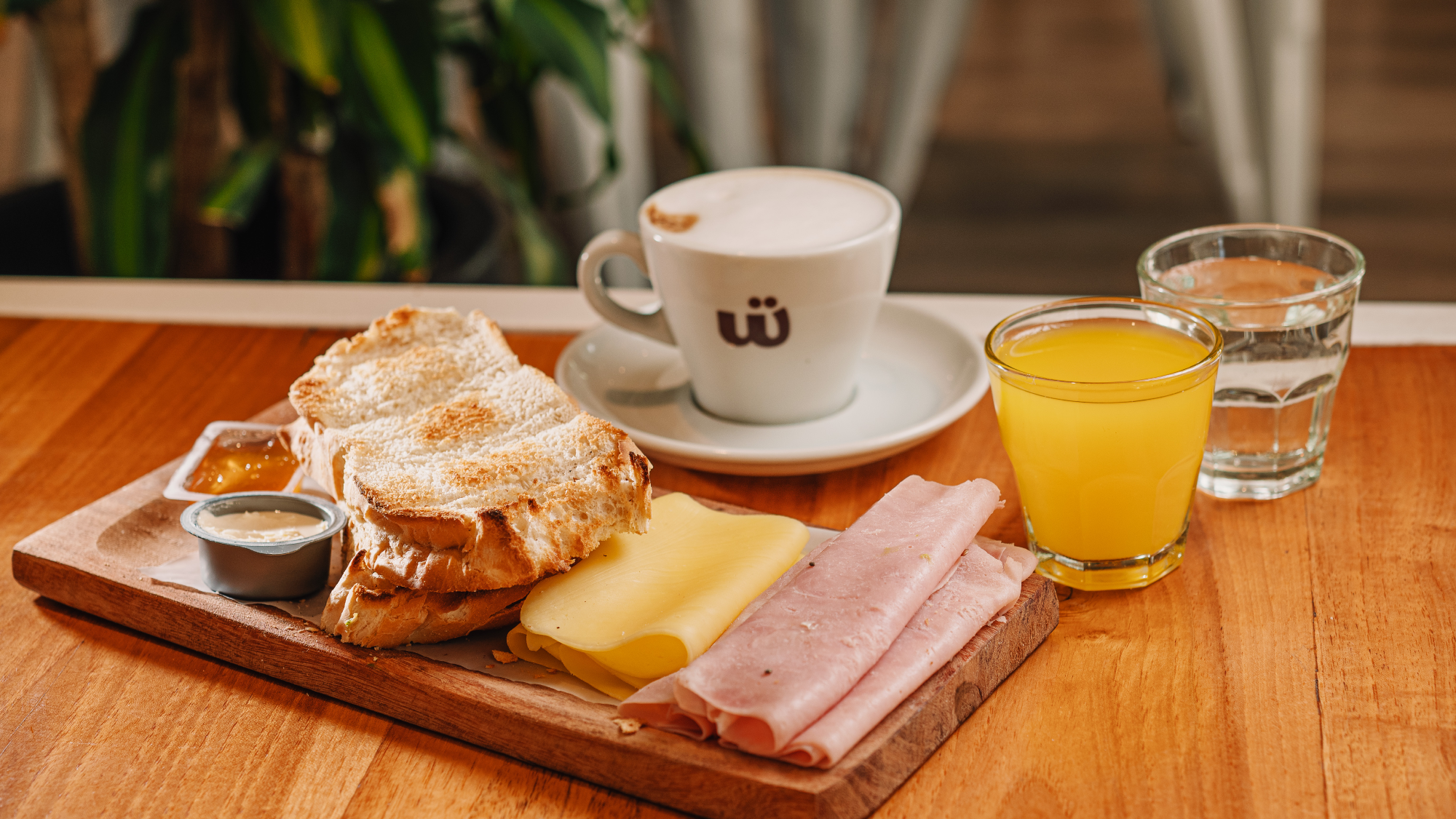 DESAYUNO / MERIENDA