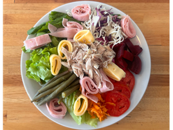 Ensalada Verde con JyQ + Pollo en hebras