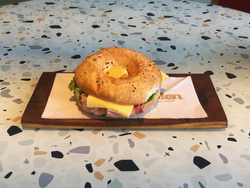 Baguel de JyQ + Huevo revuelto