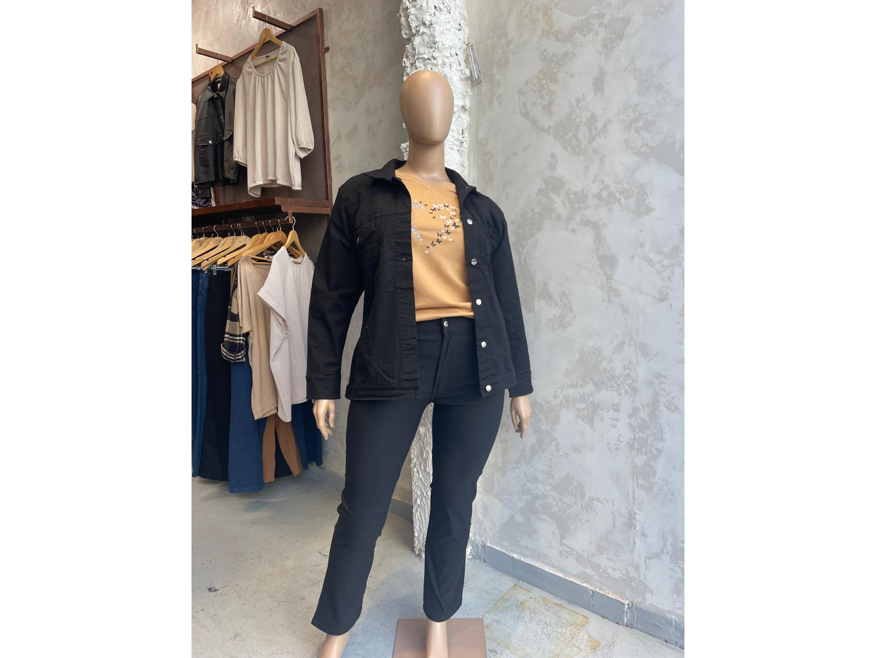 Pantalón de bengalina negro ART. 177