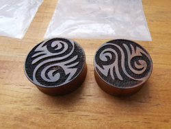 Expansor de Madera con Simbolo