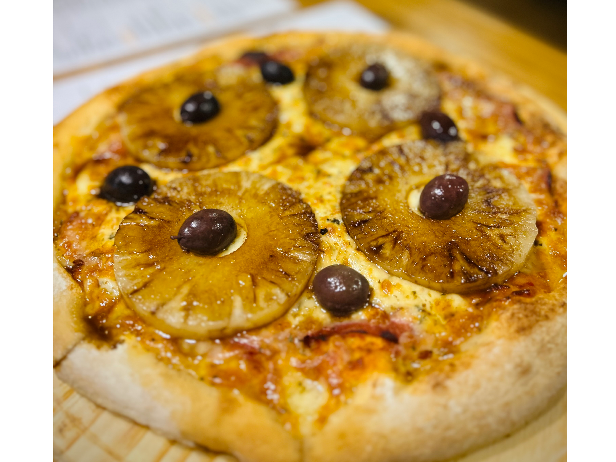 Pizza de ananá (polémica)