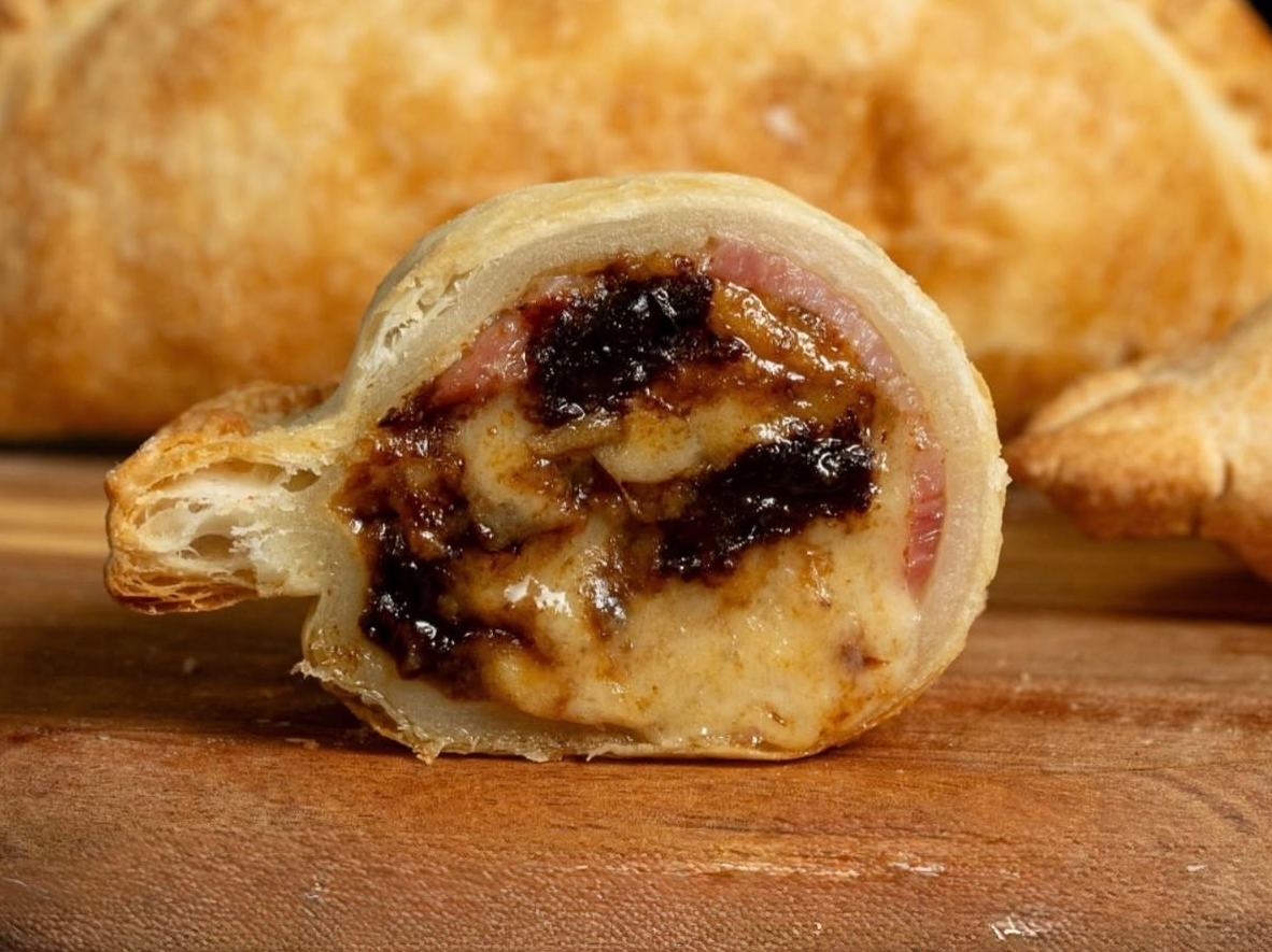 Empanada de panceta y ciruela