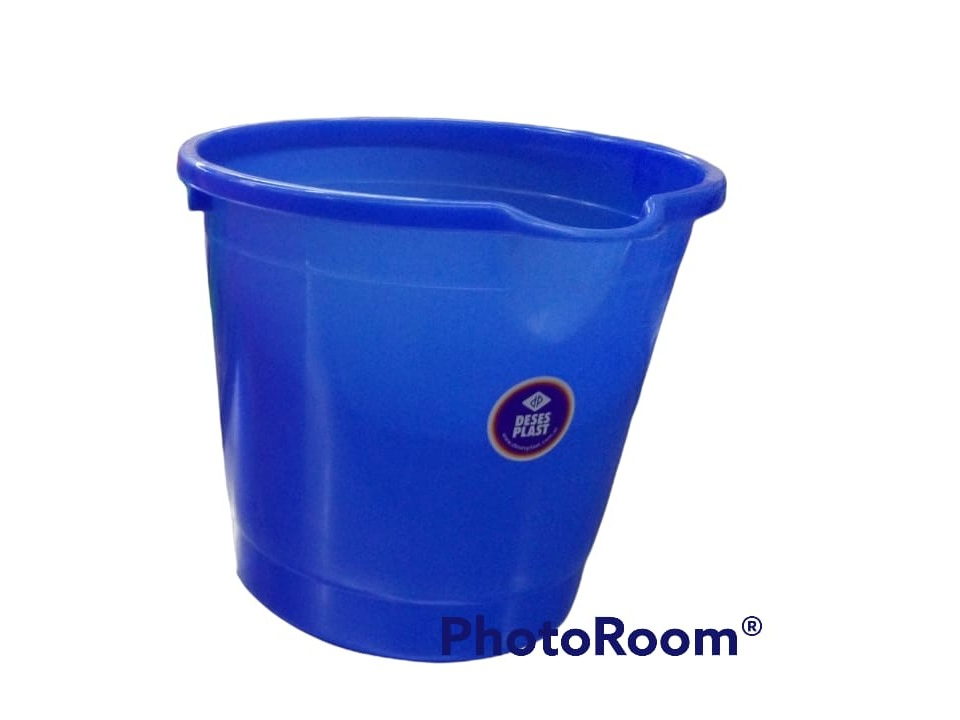 96-Balde 12 lts Deses Plast