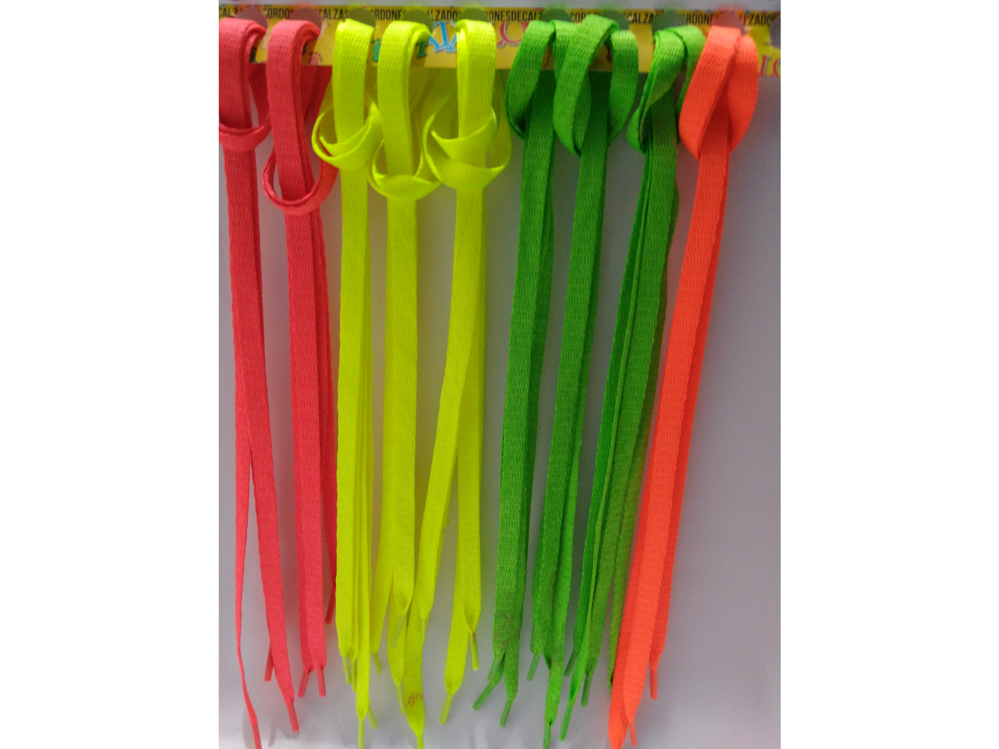 1418- Cordón chato fluor x 12 unid.