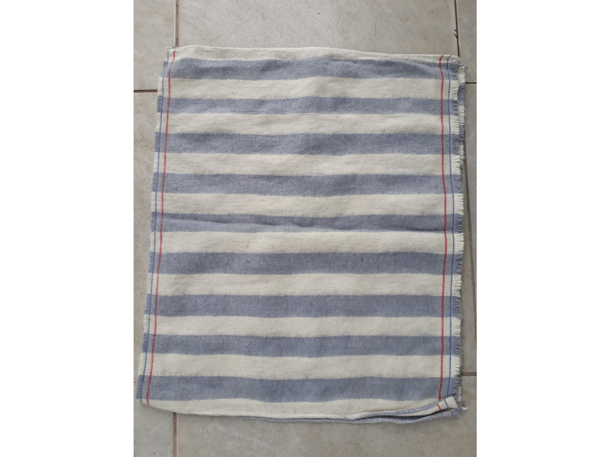 5019- Trapo Frizado Rayado