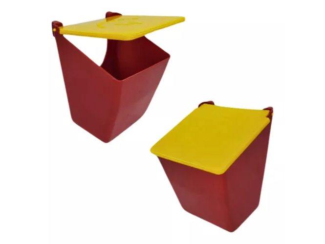 U115 COMEDERO CON TAPA PARA GALLO