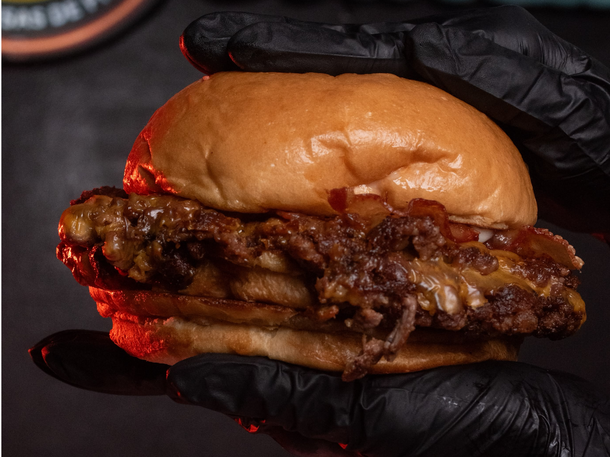 Club burger Doble (incluye papas mccain)