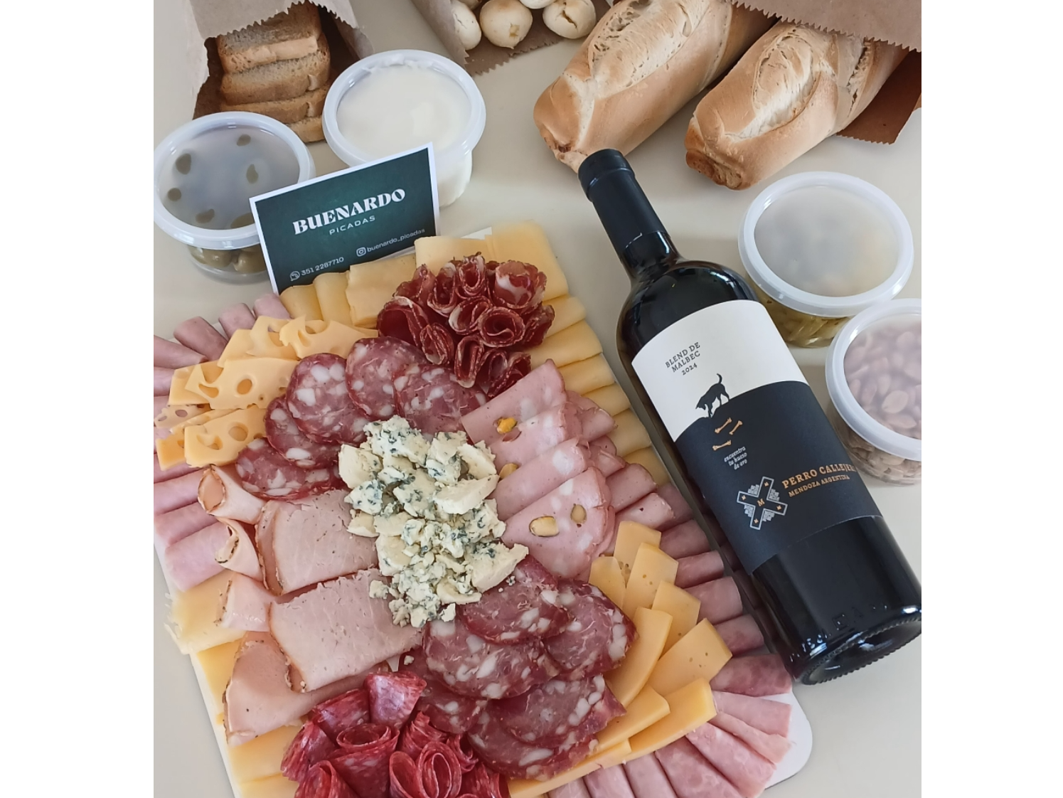 Picada Premium L + Bebida de Regalo