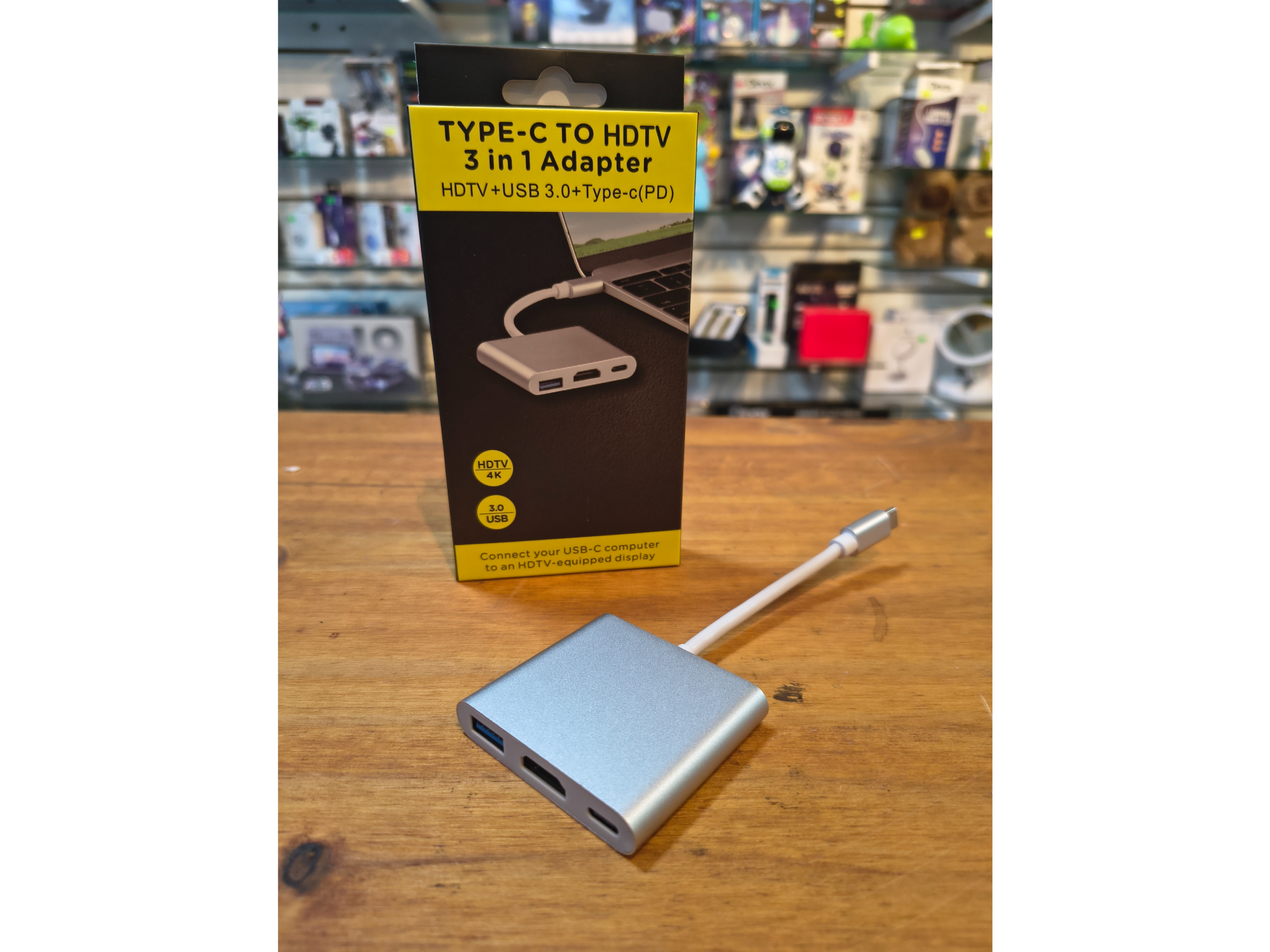 Adaptador tipo c HDTV tres en uno