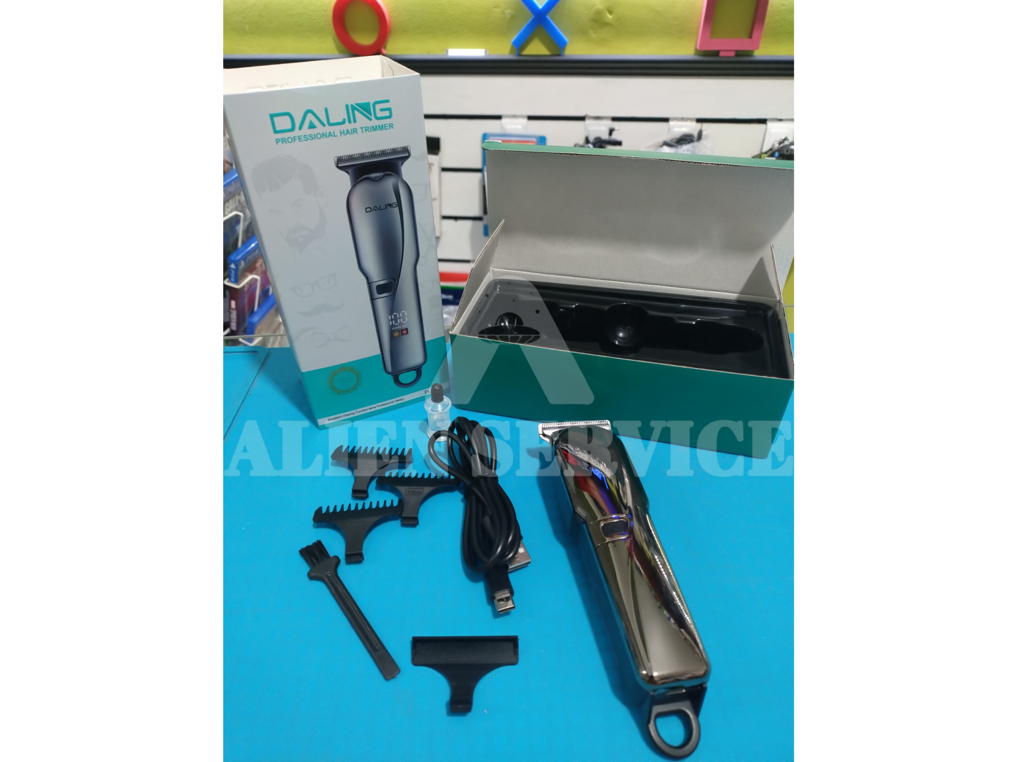 Corta el pelo patillera con luz led Daling