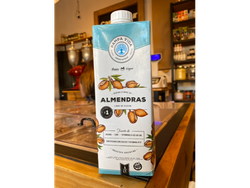 Leche de almendras