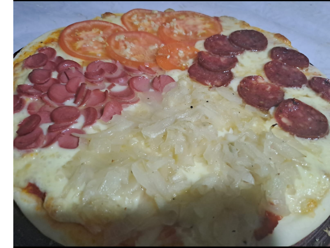 Pizza clásica de 4 gustos