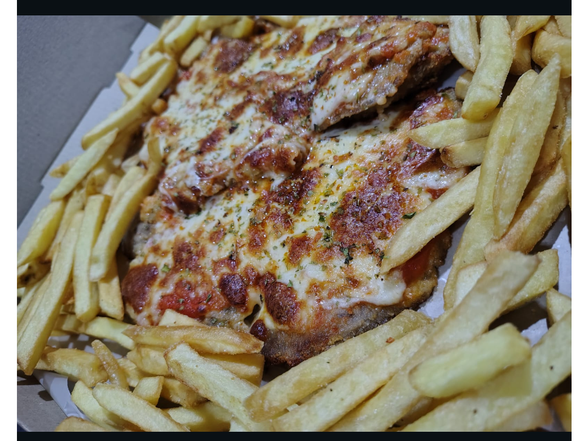 Caja de Milanesa napolitana con fritas