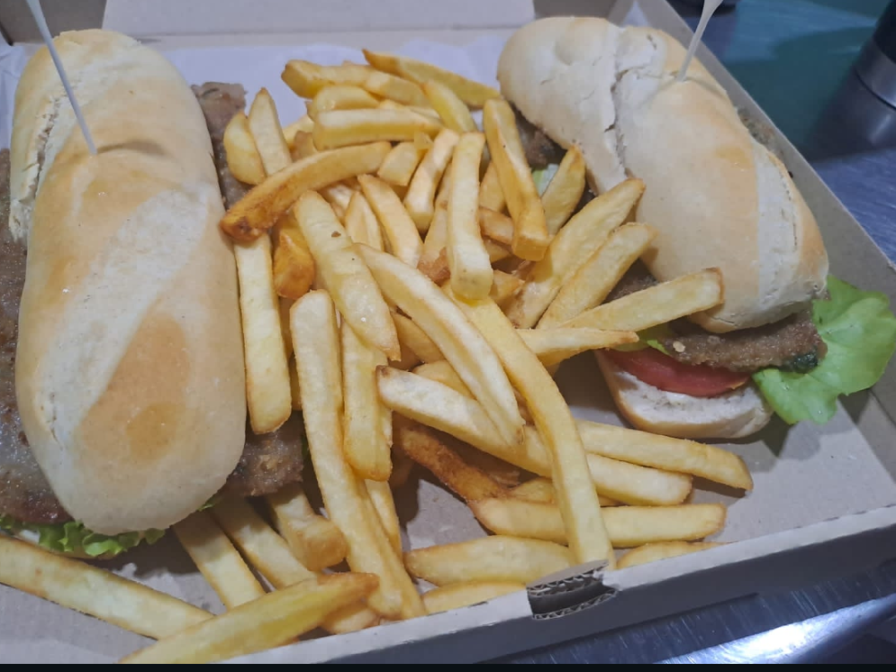 Caja de 2 sandwich de milanesa