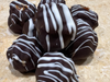 BOMBONES DE CIRUELA Y DULCE DE LECHE