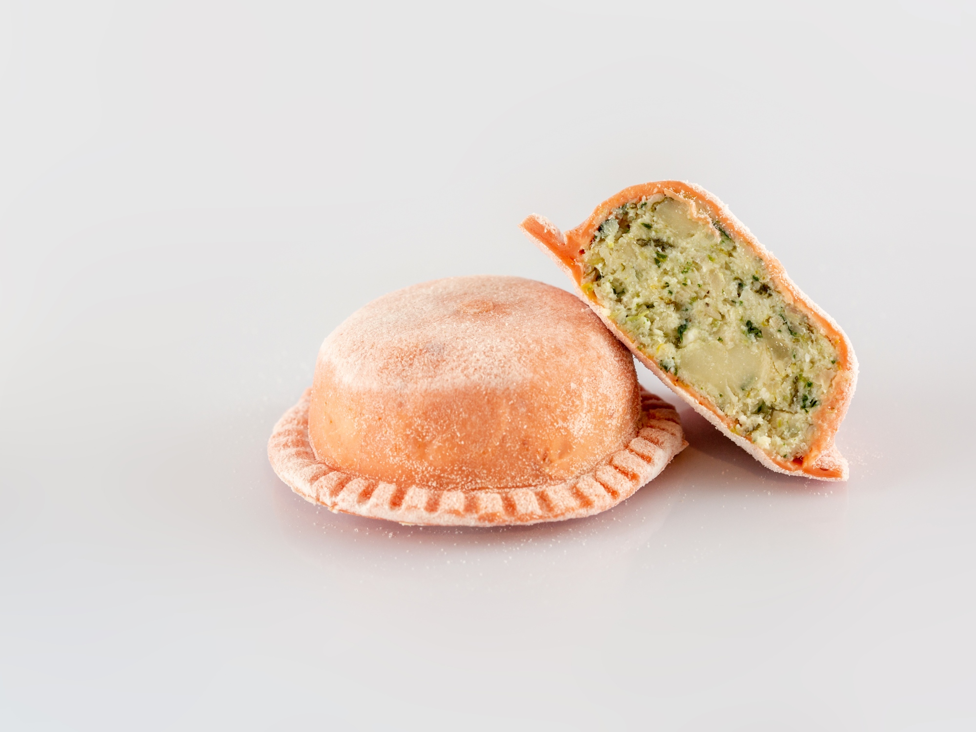 PUERROS AHUMADOS, POLLO, ESPINACA Y QUESO