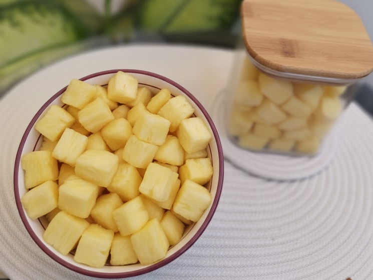 ANANA EN CUBO NATURAL