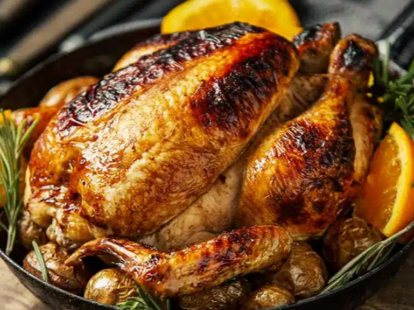 POLLO ENTERO + 1 DOC DE EMPANADAS SURTIDAS