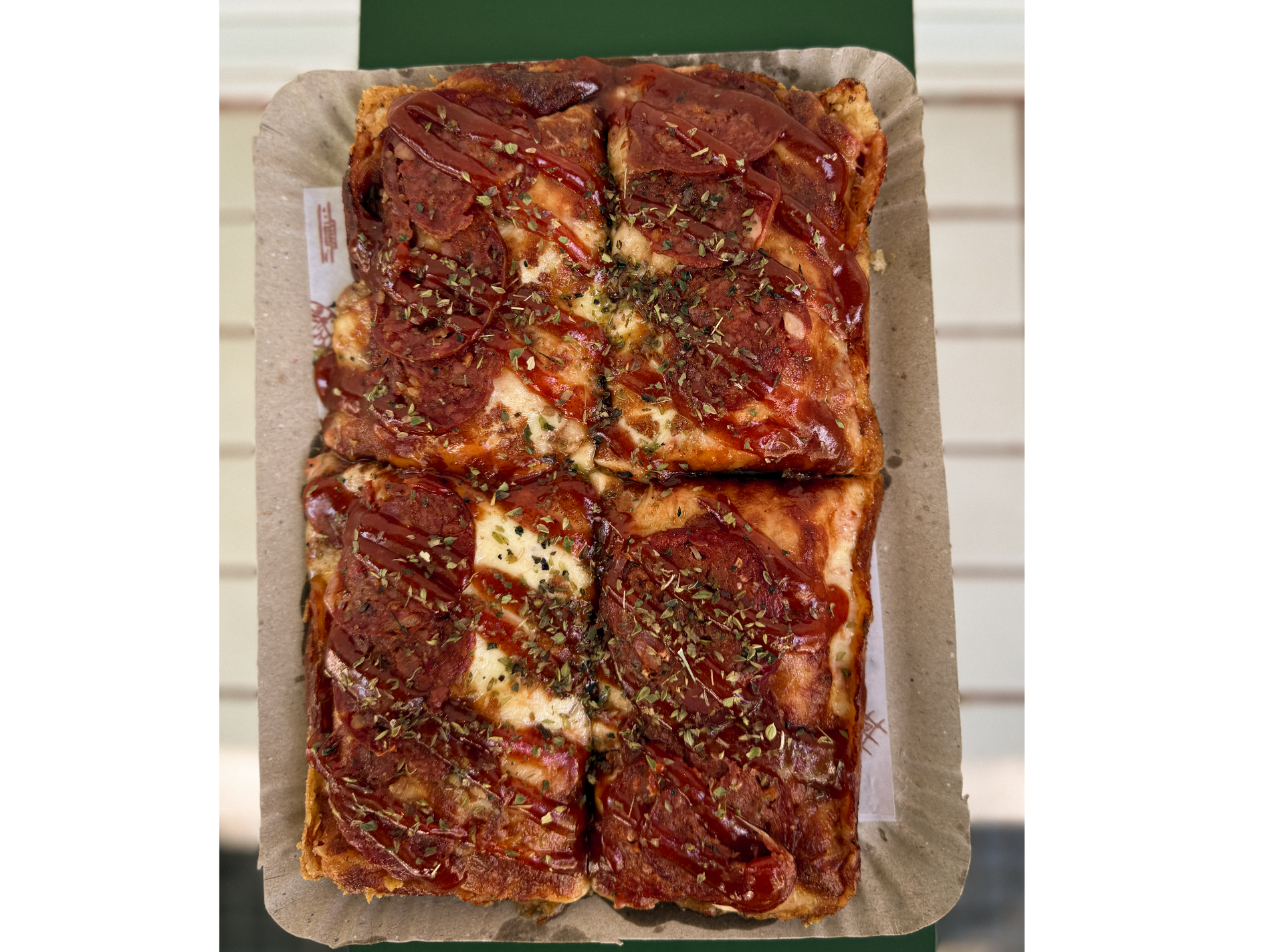 Pepperoni estilo Molde