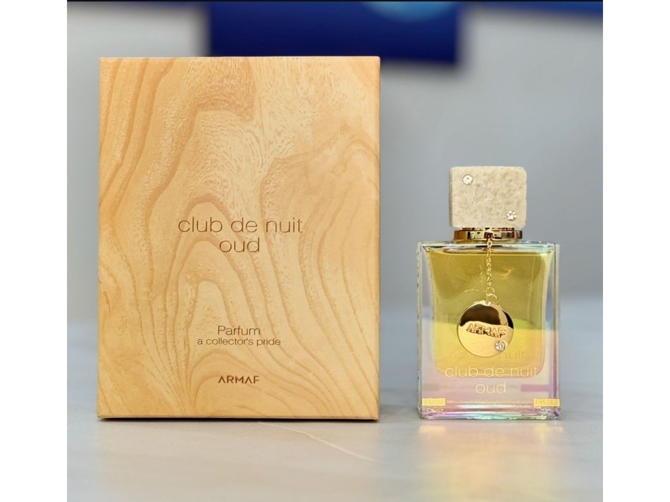 Club de Nuit Oud Parfum