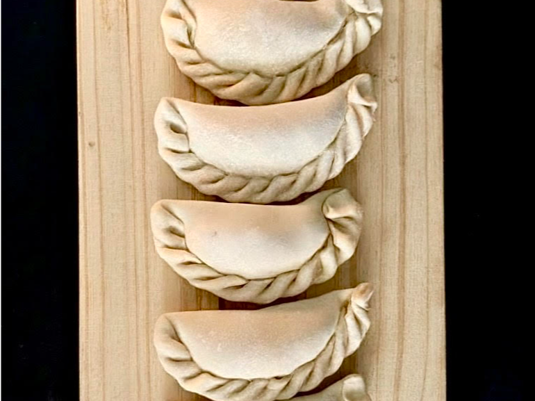 EMPANADAS CRIOLLAS X12