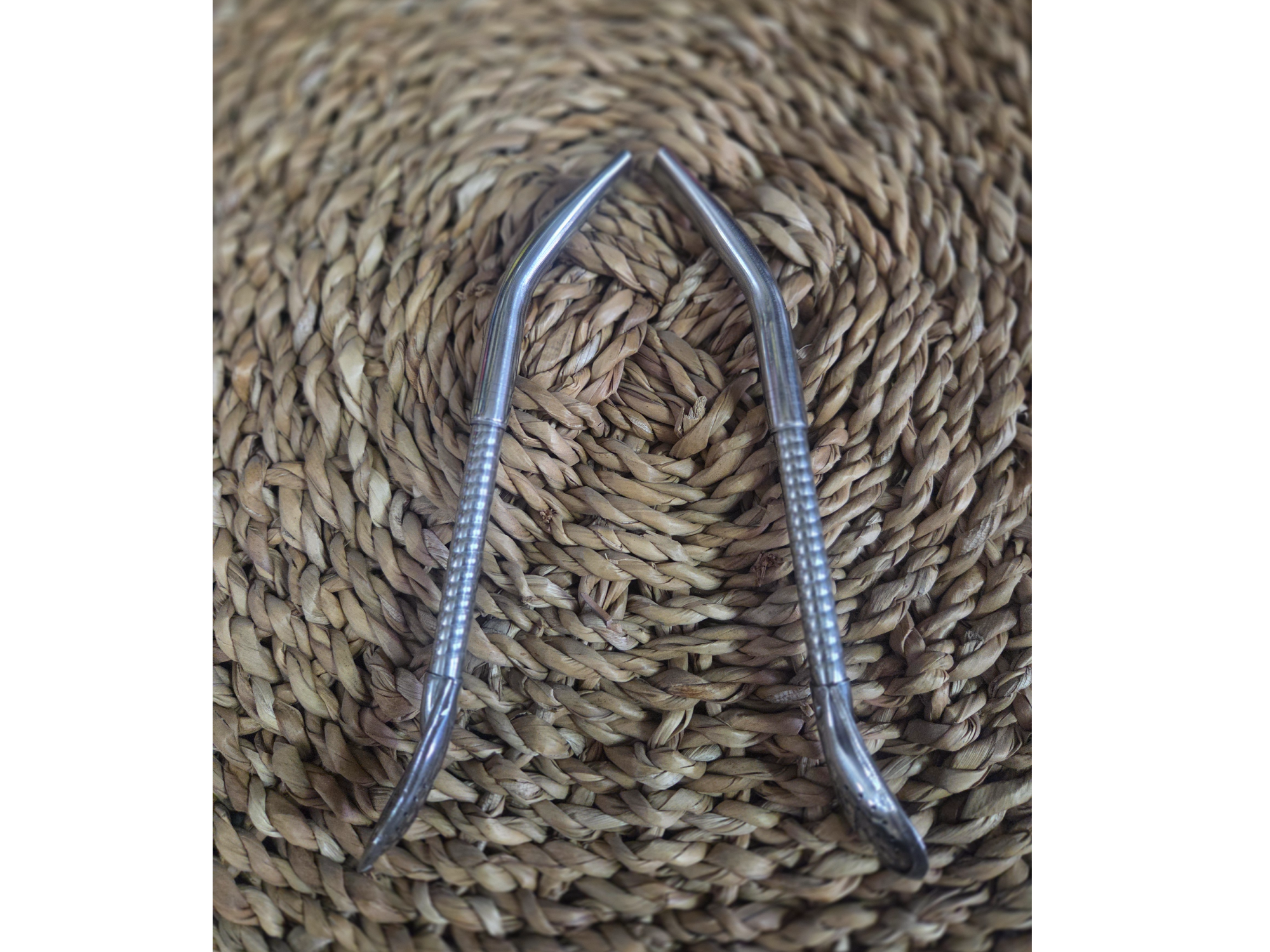 Bombilla pico de loro clasica cincelada 17 cm