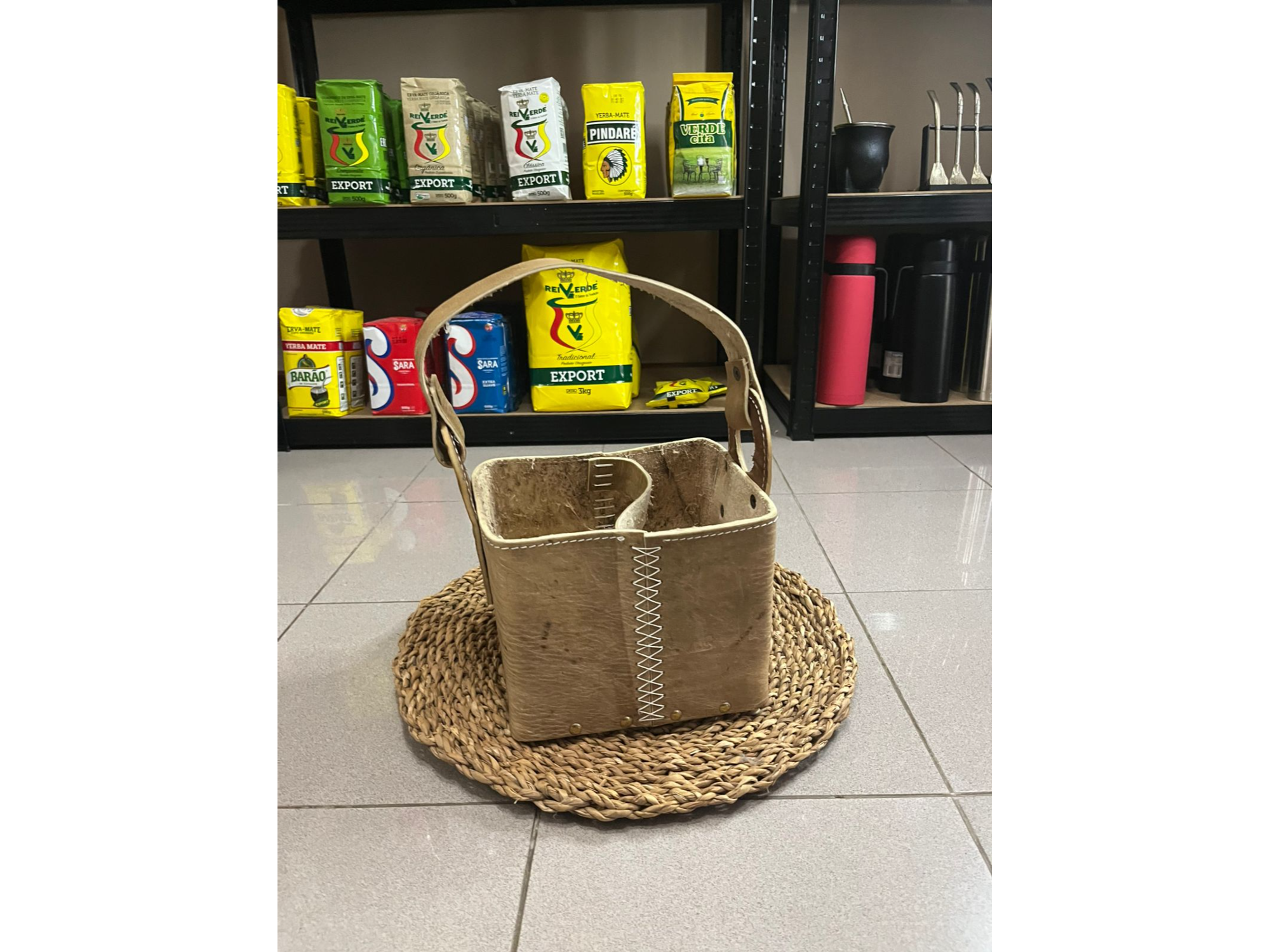 Accesorios matera cuadrada cuero crudo