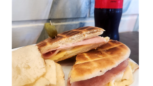 PROMO selladito + gaseosa