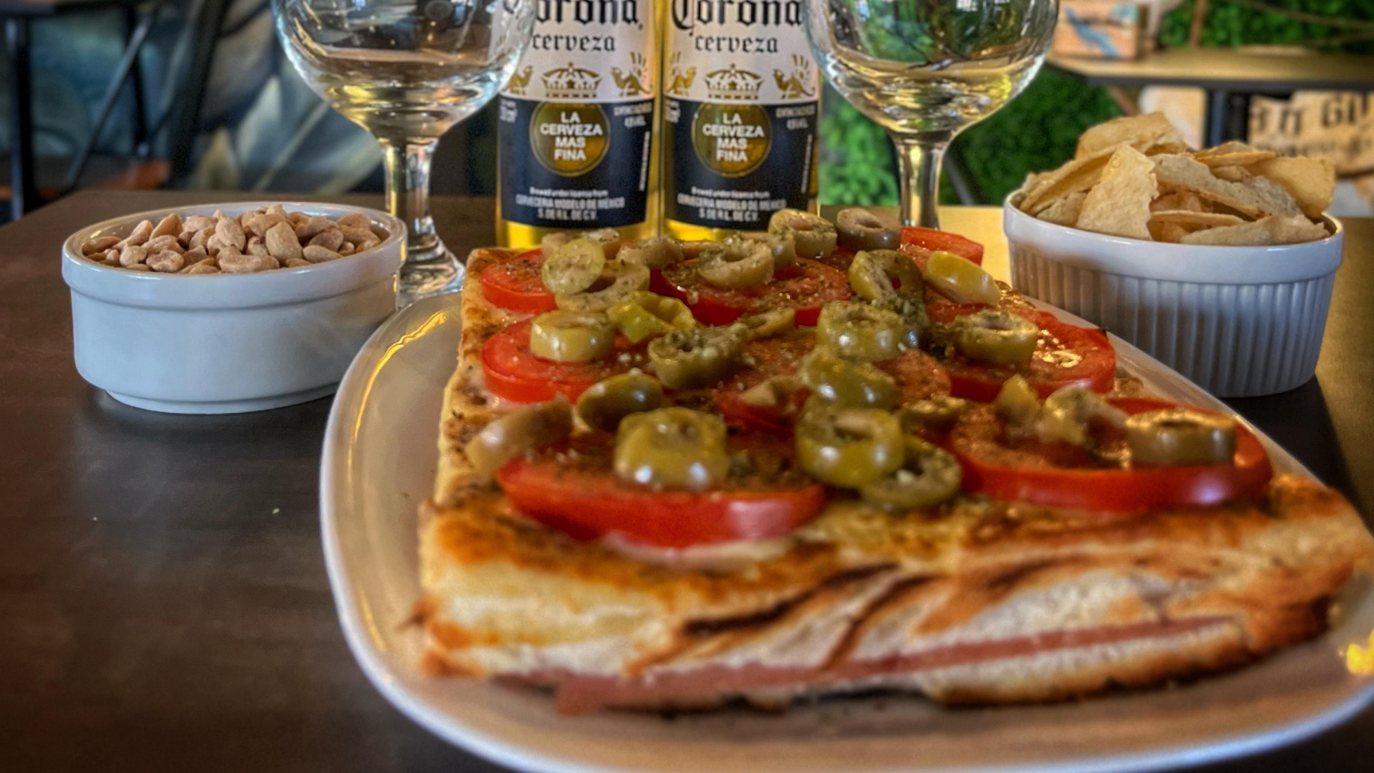 SÁNDWICH Y SALADITOS