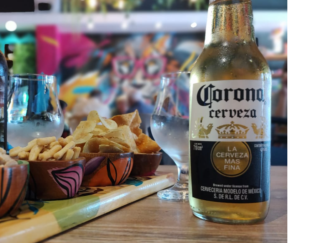 CORONA 710  + TABLA SNACK