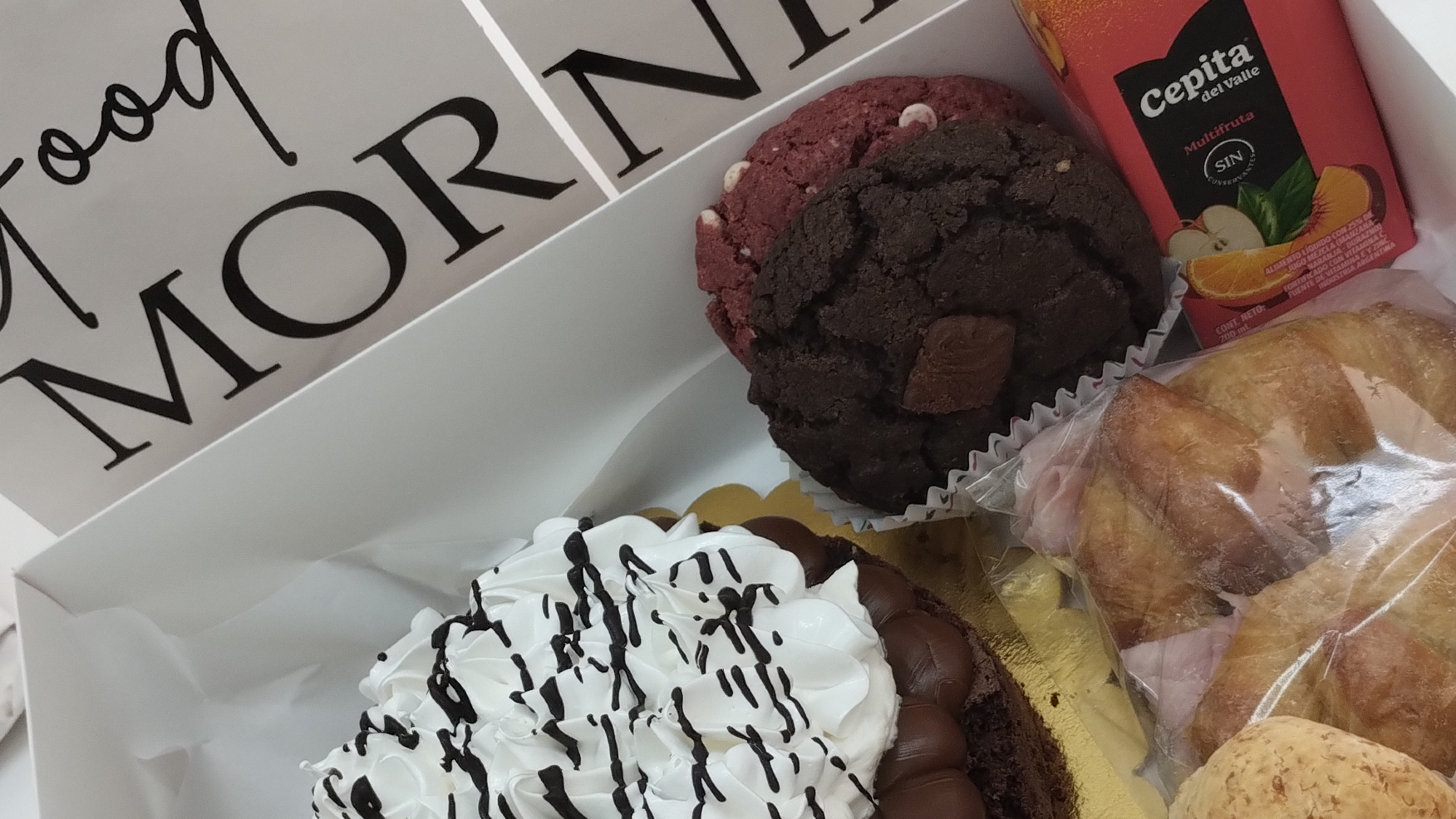 DESAYUNO/MERIENDA SORPRESA