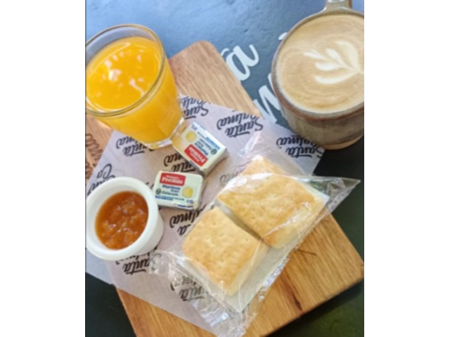 Desayuno tradicional (PRODUCTOS  ENVASADOS Y NO ELABORADOS POR SC)