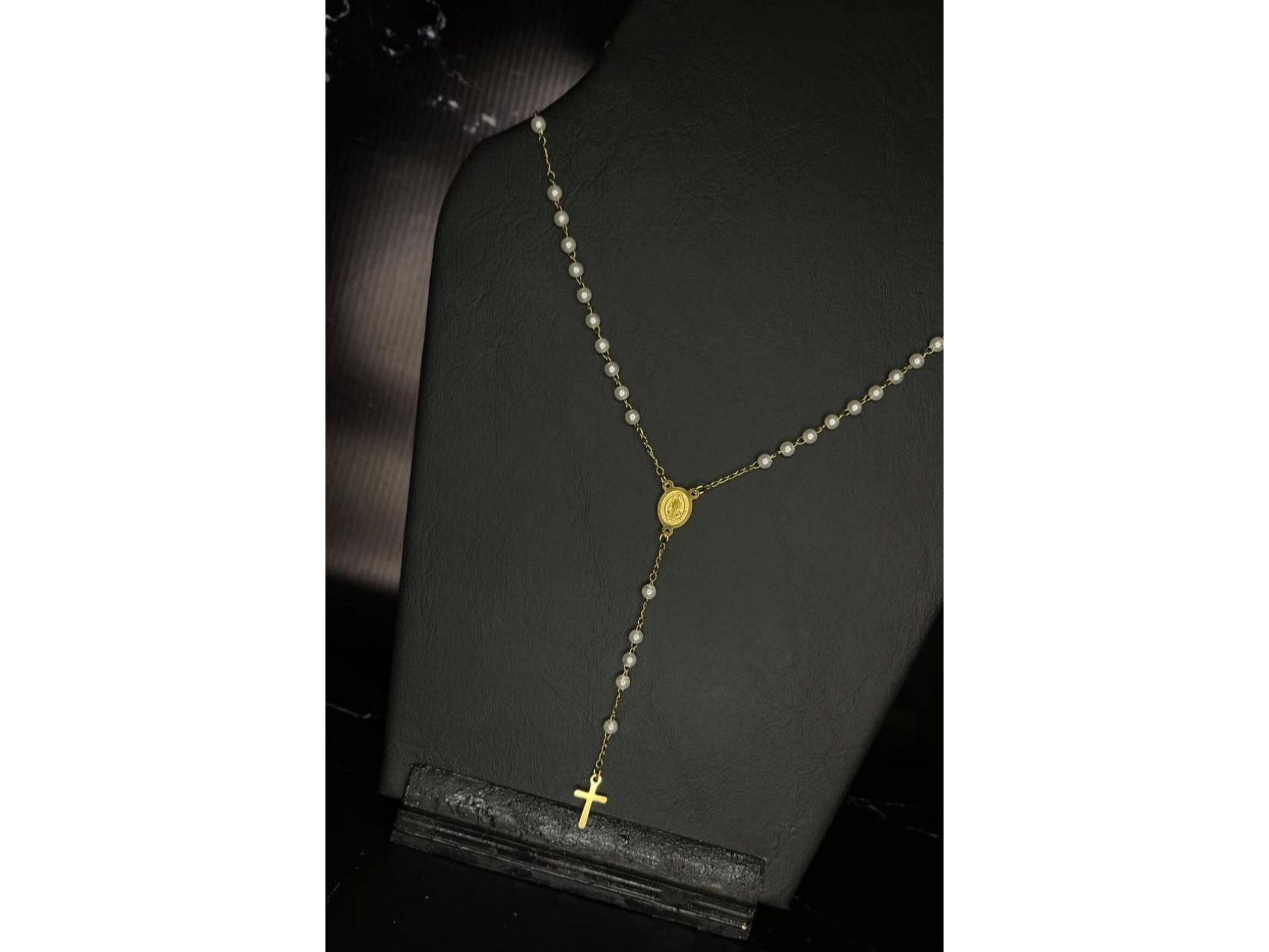 Rosario fino con perlas