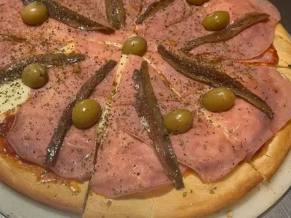 De jamón y anchoas