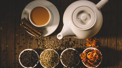 CAFES, INFUSIONES Y YERBAS