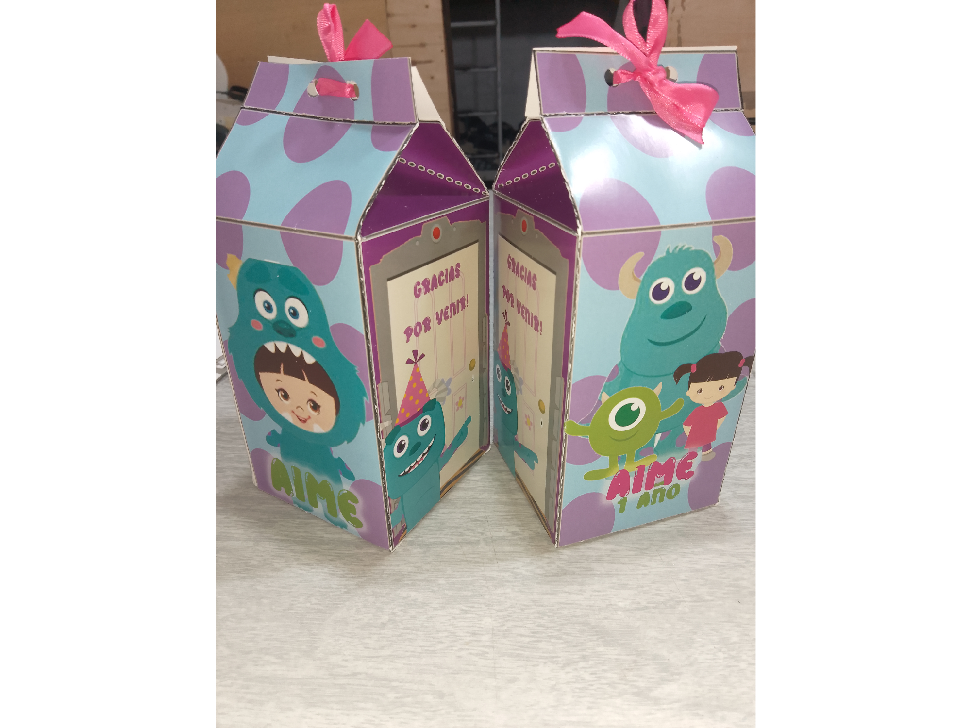Cajas milk box