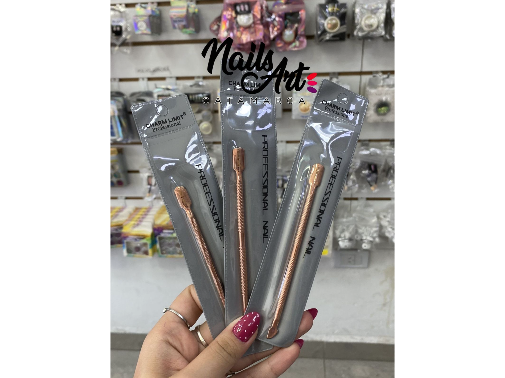 Repujador charm limit