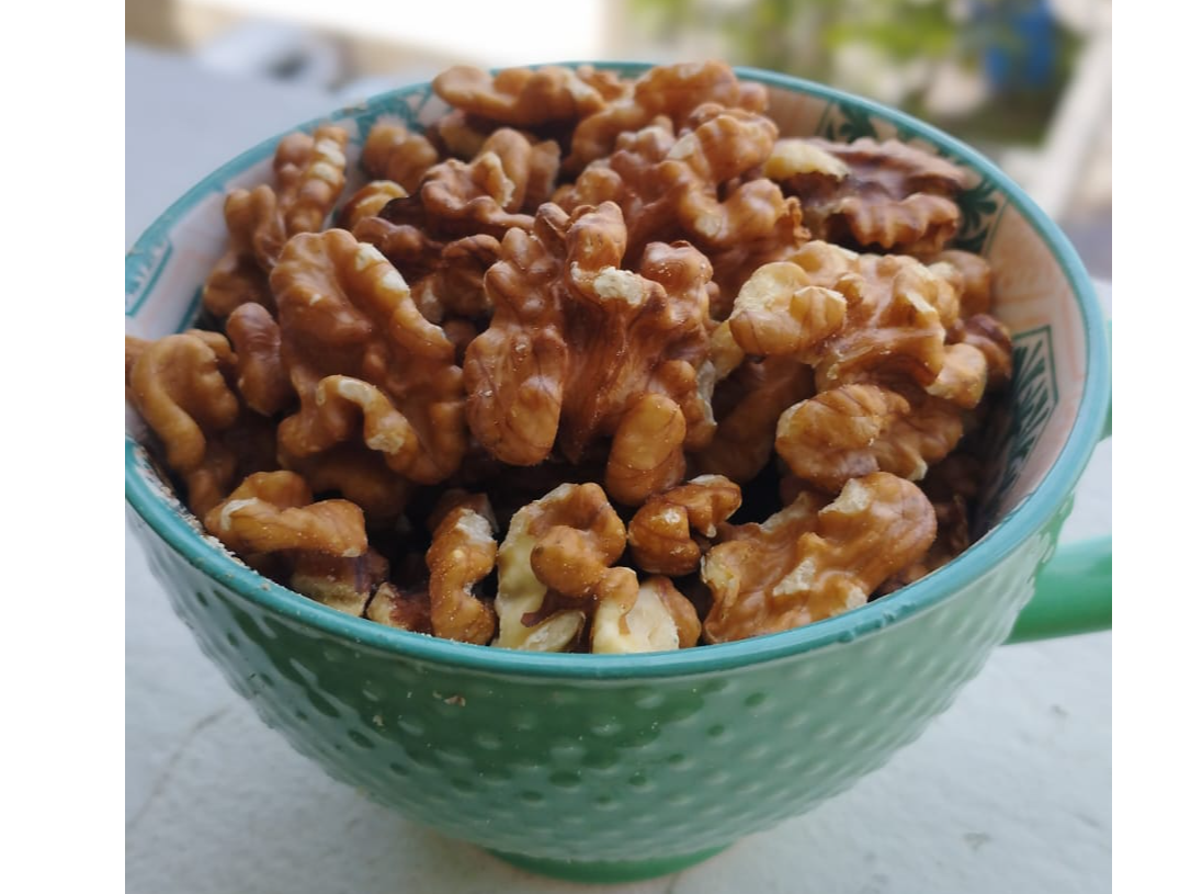 Nueces Doradas mariposa