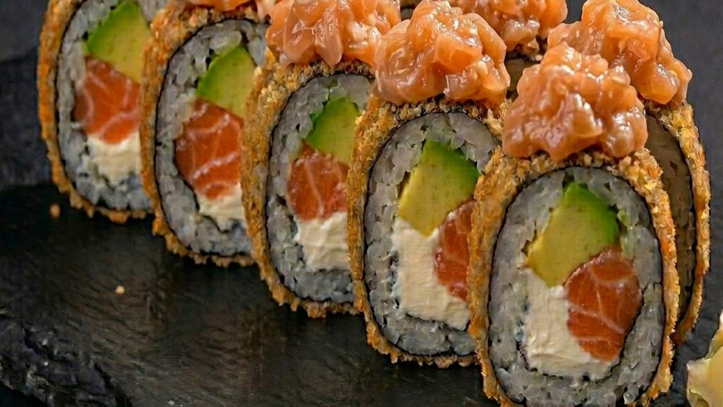 HOT ROLLS