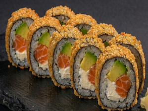 Ojo de Tigre Roll - APANADO de Kokoro Sushi & Experiencias