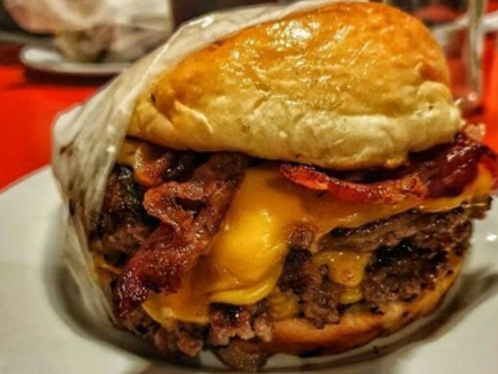 Cheddar y Panceta / SIMPLE + PAPAS