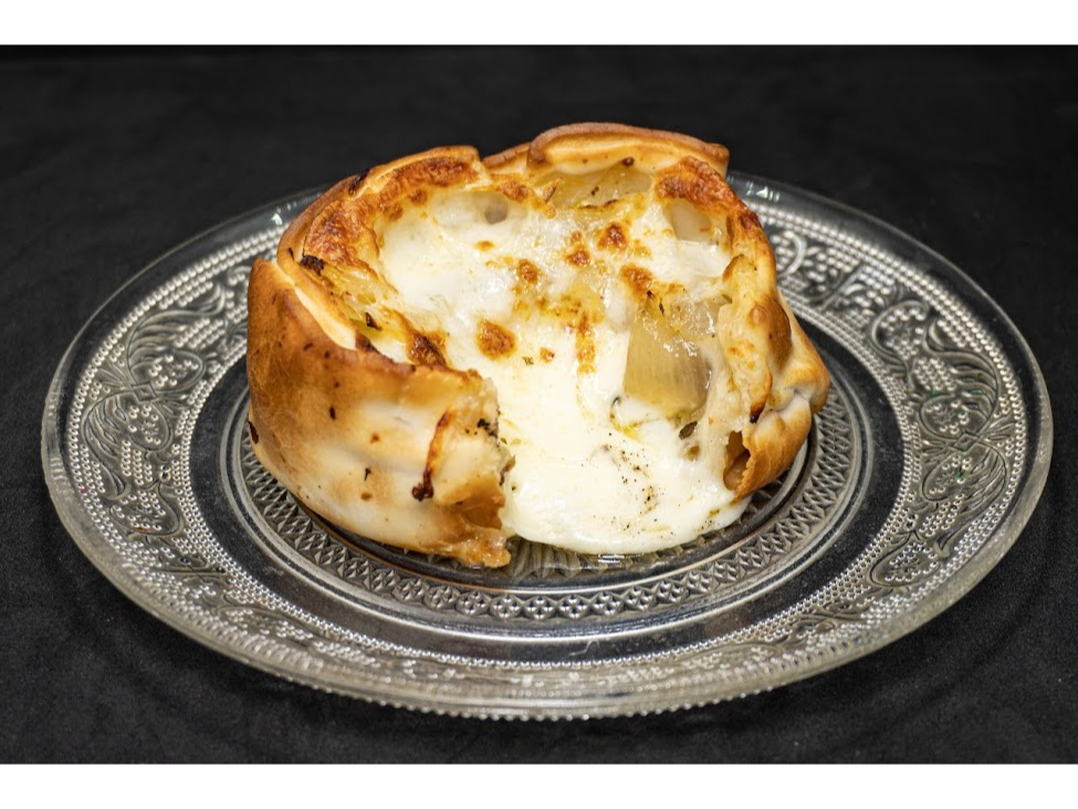 CQ - Empanada Cebolla y Mozzarella