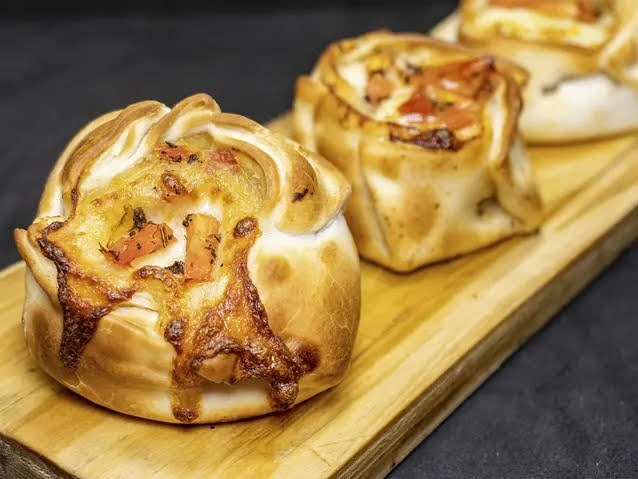 CH - Empanada Choclo y Mozzarella