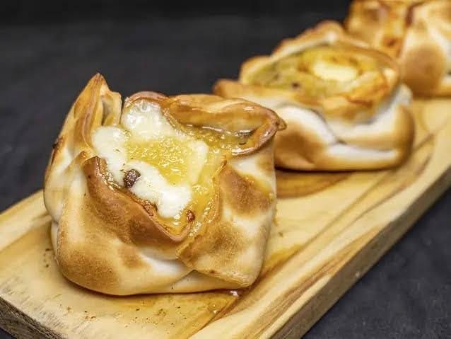 RM - Empanada Roquefort y Miel