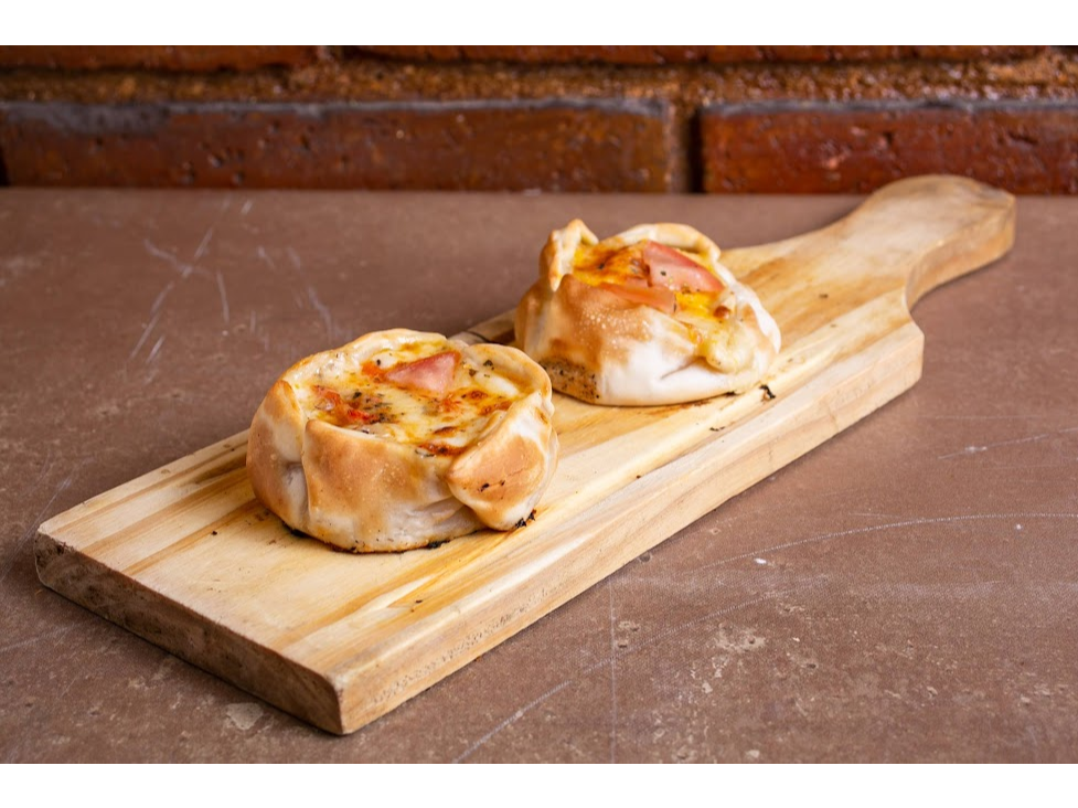 CA - Empanada Capresse