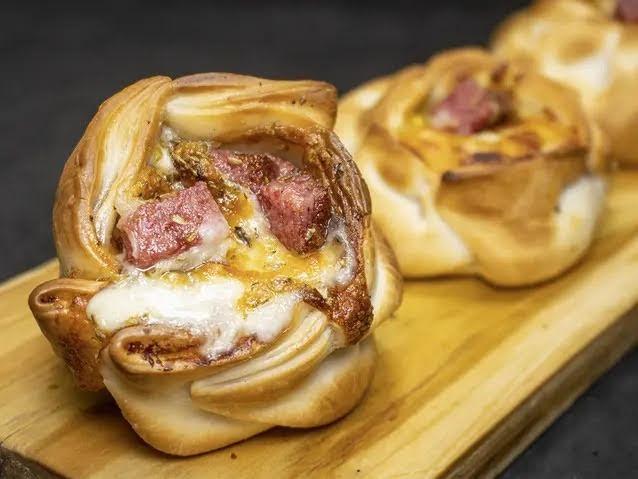 SA - Empanada Calabresa